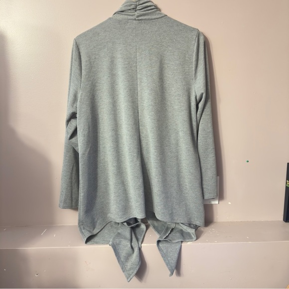 Torrid Drape Front Cardigan Grey Women Size 2X - Picture 8 of 8